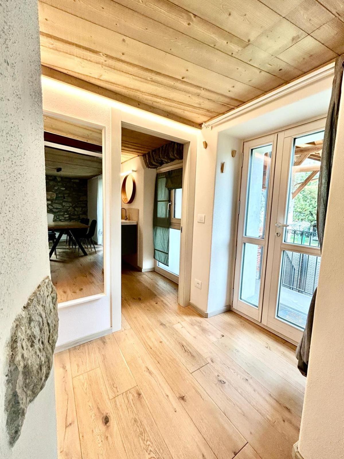 Aosta Holiday Apartments - Monte Zerbion Buitenkant foto