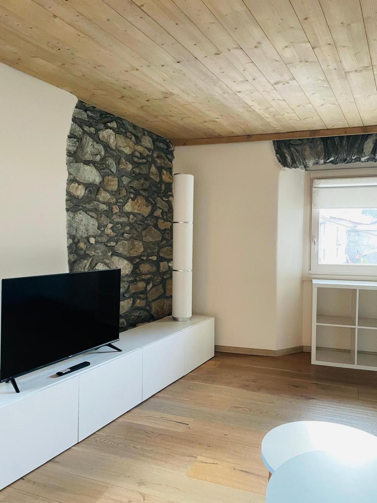 Aosta Holiday Apartments - Monte Zerbion Buitenkant foto